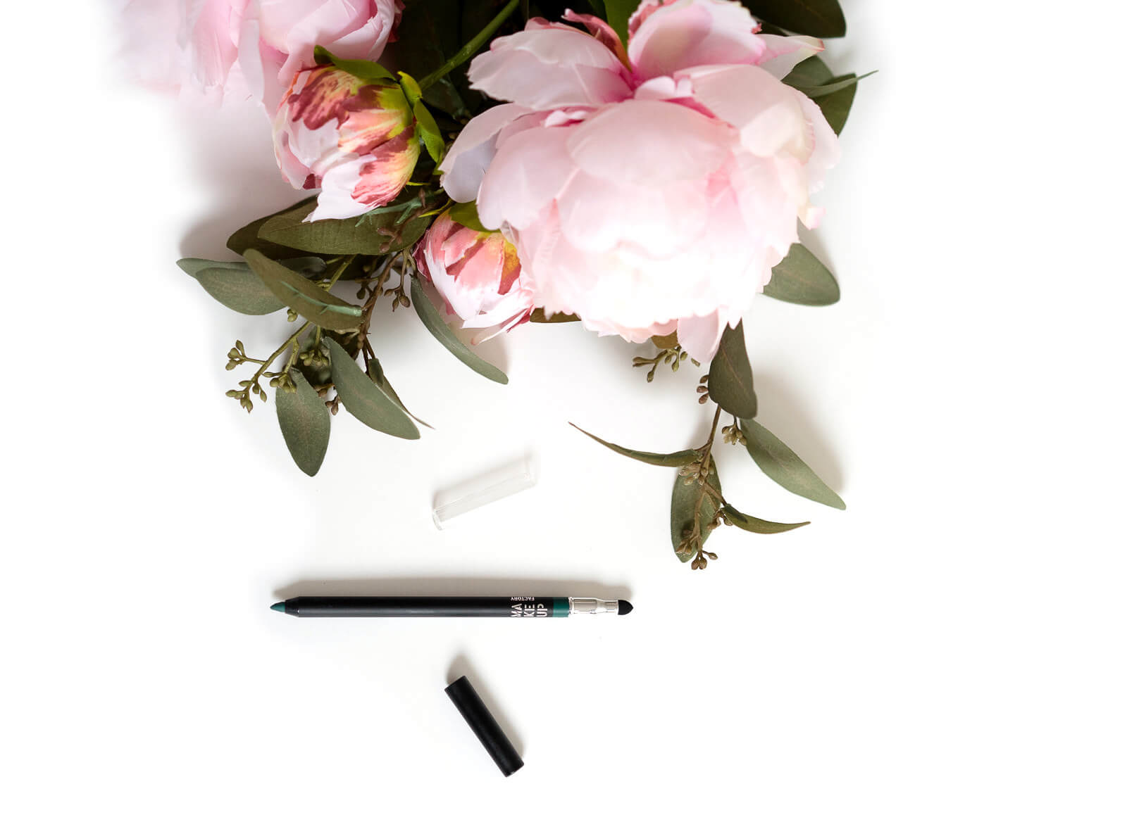 Review - Make-up Trend Look Herbst/Winter - BE THE REBEL von Make up Factory 71