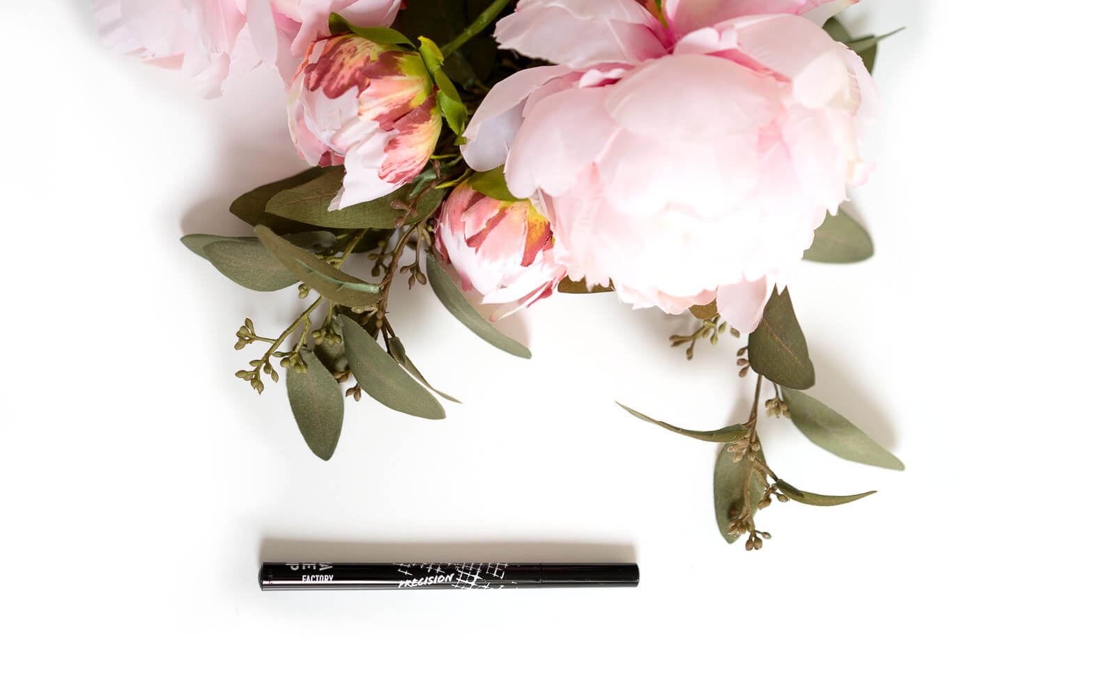 Review - Make-up Trend Look Herbst/Winter - BE THE REBEL von Make up Factory 59