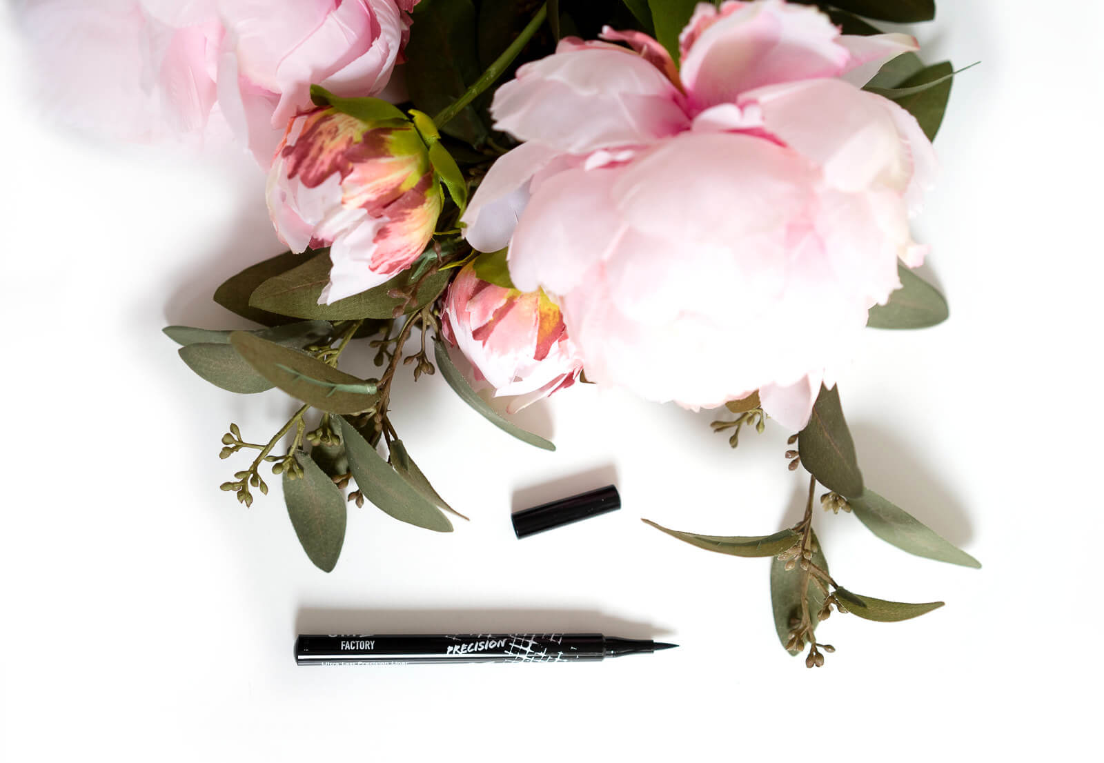 Review - Make-up Trend Look Herbst/Winter - BE THE REBEL von Make up Factory 61