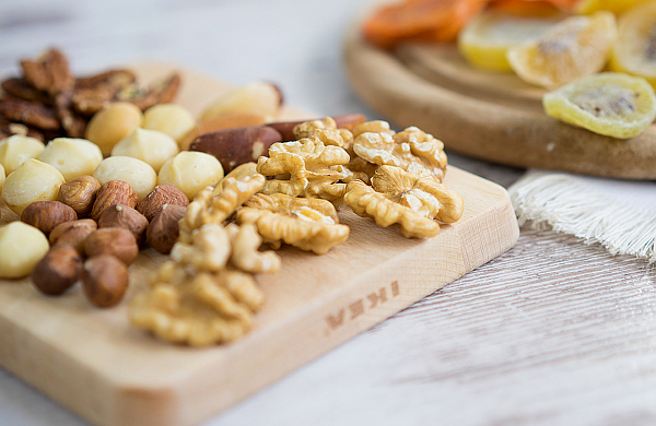 Nüsse und Trockenfrüchte von Snackberries