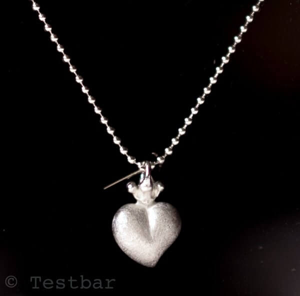Heartbreaker - Crown of my Heart Herz Anhänger aus Silber inklusive  45 cm Kugelkette aus Silber