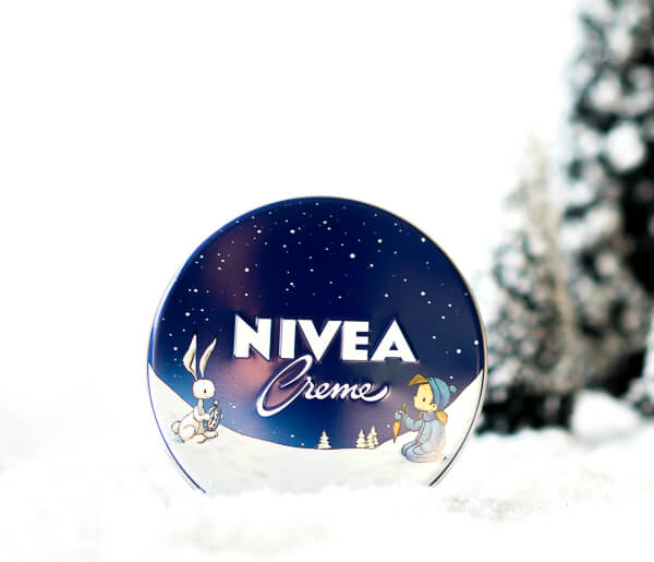 Kleine Mitbringsel zu Weihnachten - NIVEA Creme in der Winteredition