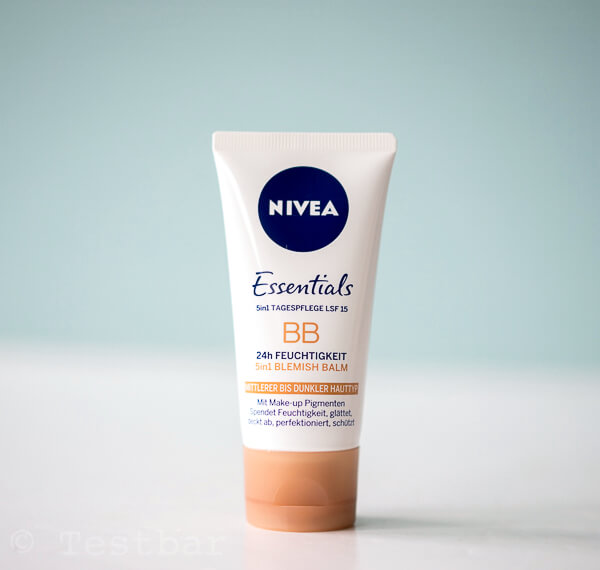 MAKELLOS SCHÖNE HAUT - NIVEA Essentials BB 5in1 Tagespflege