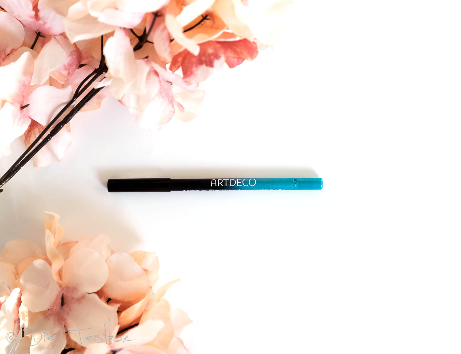 Cosmic Glam – die neue Glamour-Kollektion von ARTDECO 49 Cosmic Glam – die neue Glamour-Kollektion von ARTDECO 45