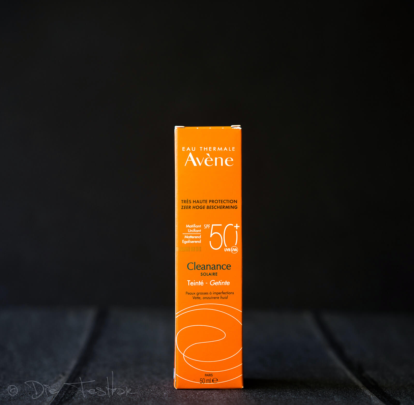 GETÖNTES SONNENFLUID SPF 50+ von Avène