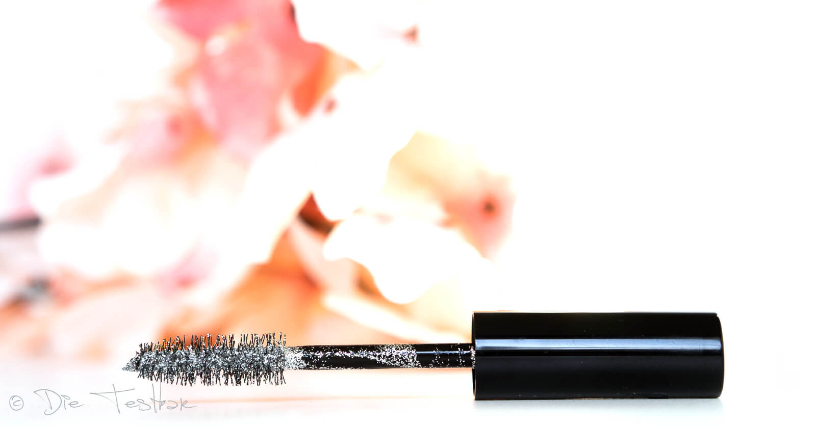 Cosmic Glam – die neue Glamour-Kollektion von ARTDECO 60 Cosmic Glam – die neue Glamour-Kollektion von ARTDECO 56