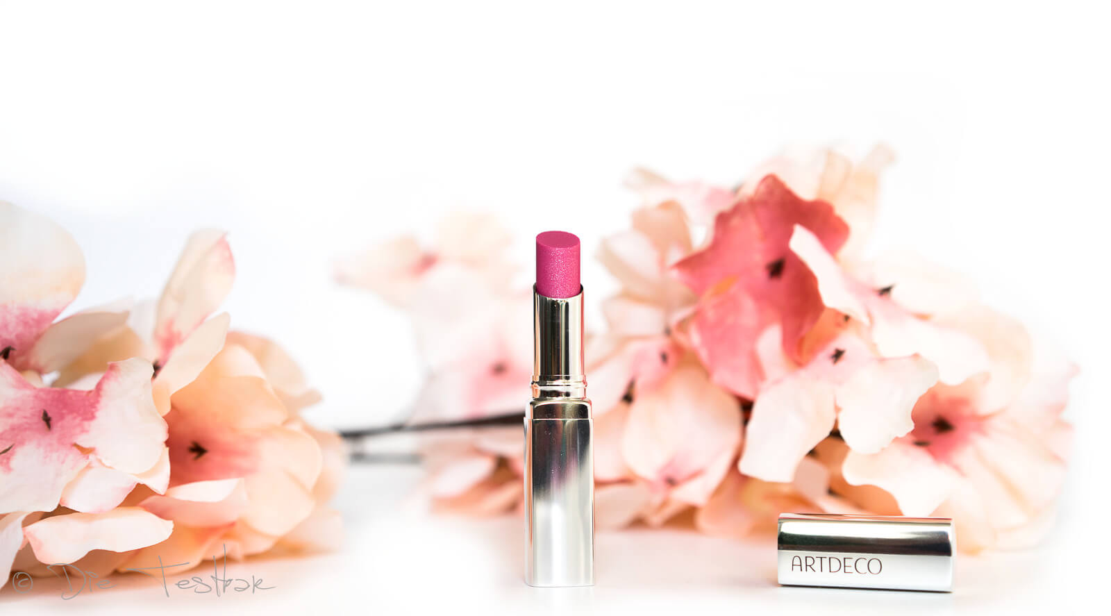 Cosmic Glam – die neue Glamour-Kollektion von ARTDECO 13 Cosmic Glam – die neue Glamour-Kollektion von ARTDECO 12