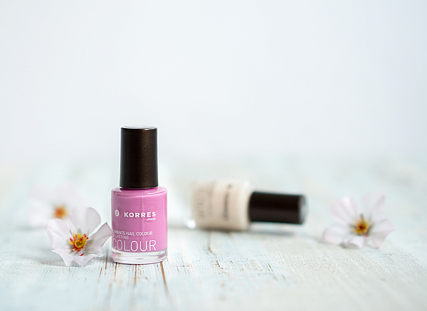 Nagellacke von Korres BABY PINK und LILAC