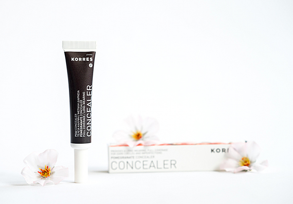 Concealer und verschiedene Foundations von Korres - Korres - Pomegranate Concealer PC1