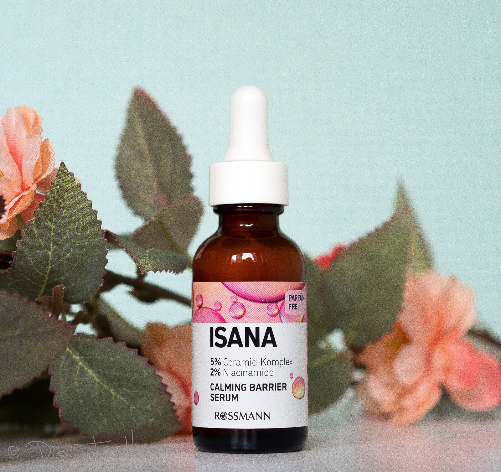 Feuchtigkeit, Beruhigung, Regeneration & sanfte Exfoliation – hochwertige Wirkstoffe in der Hautpflege von ISANA 6 Feuchtigkeit, Beruhigung, Regeneration & sanfte Exfoliation – hochwertige Wirkstoffe in der Hautpflege von ISANA 6