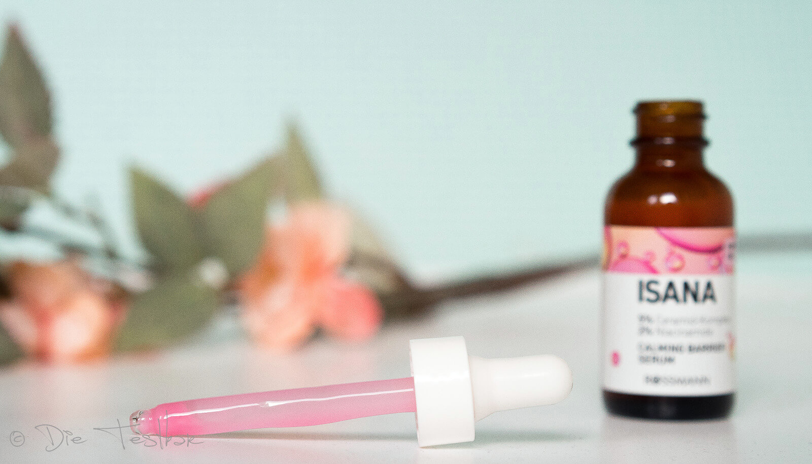 Feuchtigkeit, Beruhigung, Regeneration & sanfte Exfoliation – hochwertige Wirkstoffe in der Hautpflege von ISANA 7 Feuchtigkeit, Beruhigung, Regeneration & sanfte Exfoliation – hochwertige Wirkstoffe in der Hautpflege von ISANA 7