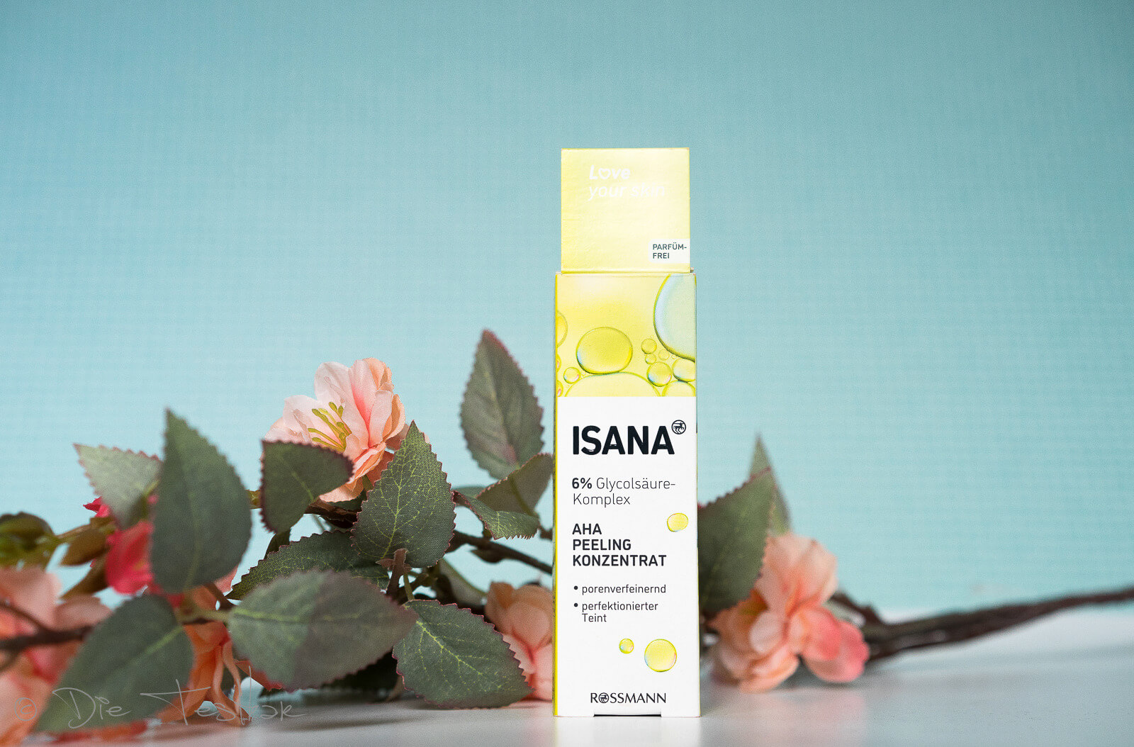 Feuchtigkeit, Beruhigung, Regeneration & sanfte Exfoliation – hochwertige Wirkstoffe in der Hautpflege von ISANA 13 Feuchtigkeit, Beruhigung, Regeneration & sanfte Exfoliation – hochwertige Wirkstoffe in der Hautpflege von ISANA 12