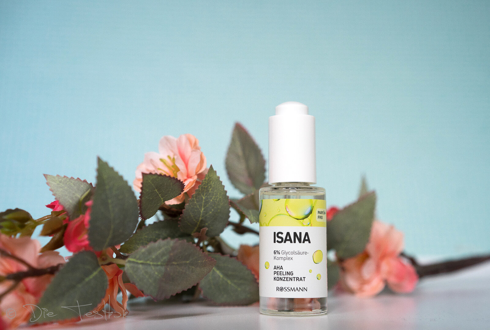 Feuchtigkeit, Beruhigung, Regeneration & sanfte Exfoliation – hochwertige Wirkstoffe in der Hautpflege von ISANA 15 Feuchtigkeit, Beruhigung, Regeneration & sanfte Exfoliation – hochwertige Wirkstoffe in der Hautpflege von ISANA 14