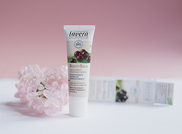 6 in 1 Beauty Balm Bio-Acai Beere von Lavera