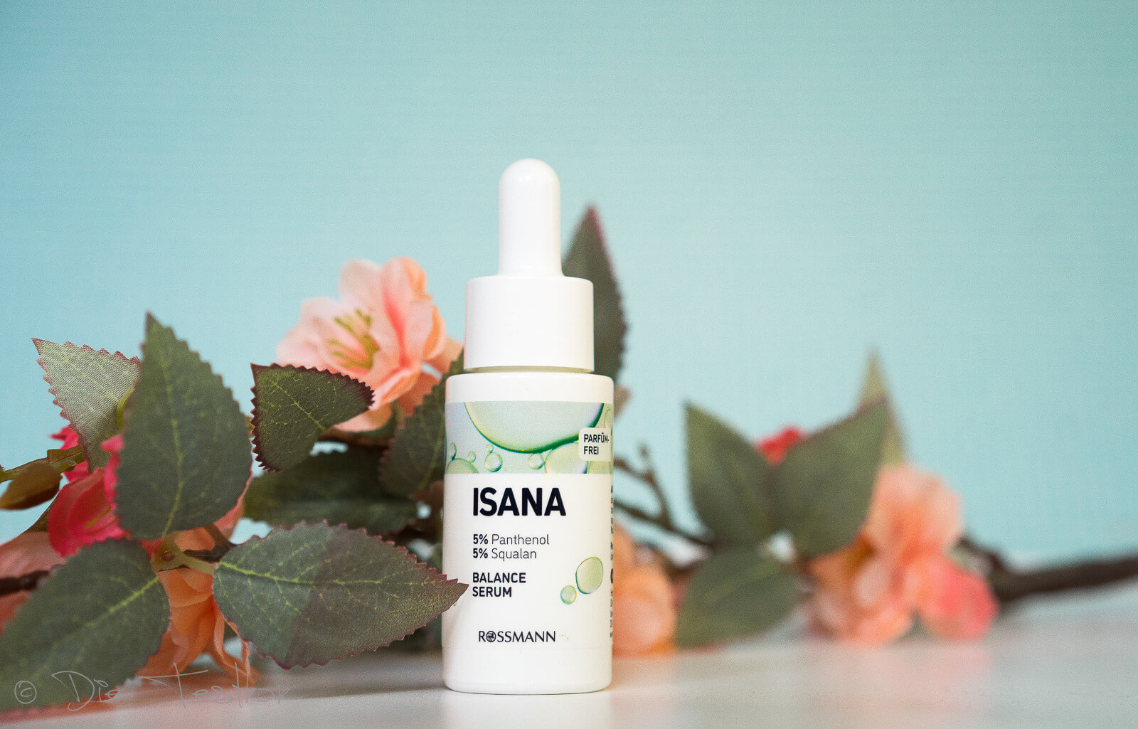 Feuchtigkeit, Beruhigung, Regeneration & sanfte Exfoliation – hochwertige Wirkstoffe in der Hautpflege von ISANA 20 ISANA Balance Serum