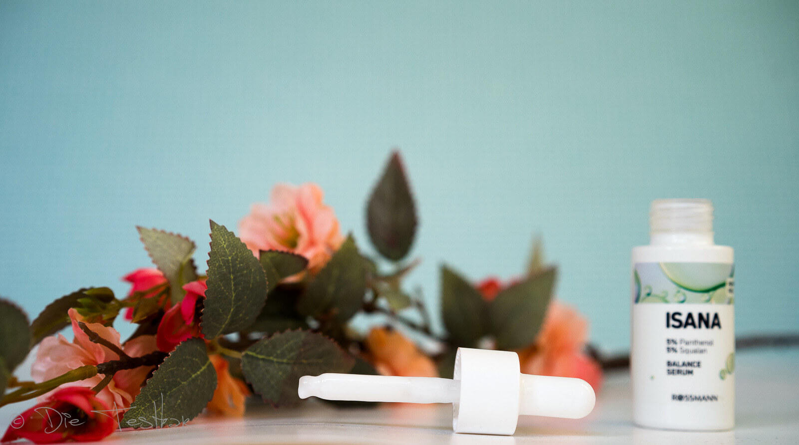 Feuchtigkeit, Beruhigung, Regeneration & sanfte Exfoliation – hochwertige Wirkstoffe in der Hautpflege von ISANA 21 Feuchtigkeit, Beruhigung, Regeneration & sanfte Exfoliation – hochwertige Wirkstoffe in der Hautpflege von ISANA 18