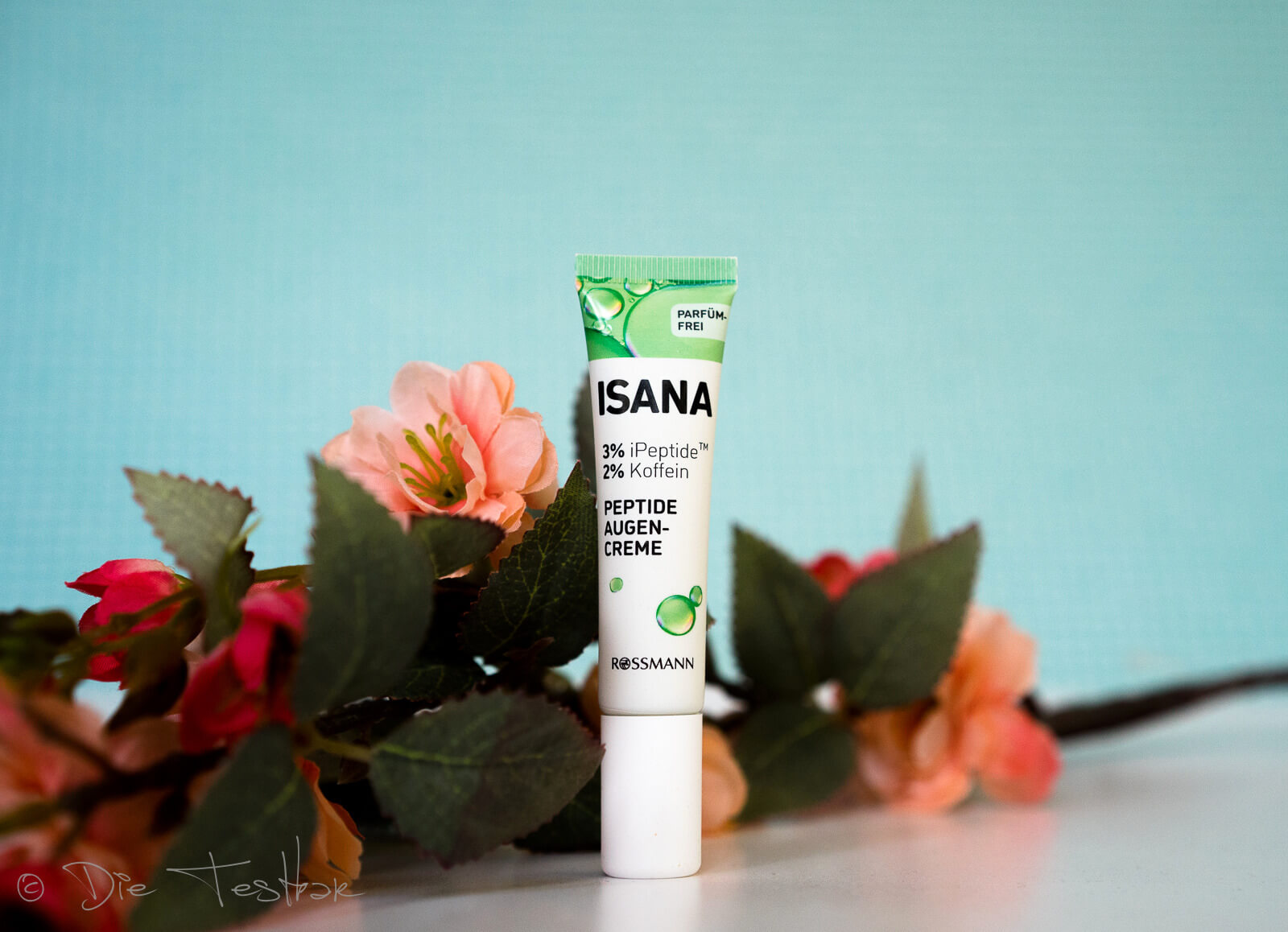 Feuchtigkeit, Beruhigung, Regeneration & sanfte Exfoliation – hochwertige Wirkstoffe in der Hautpflege von ISANA 28 Feuchtigkeit, Beruhigung, Regeneration & sanfte Exfoliation – hochwertige Wirkstoffe in der Hautpflege von ISANA 24