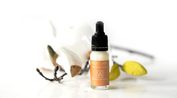 Vitamin A Poster Serum - Gesicht und Halsbereich von Klotz Labs