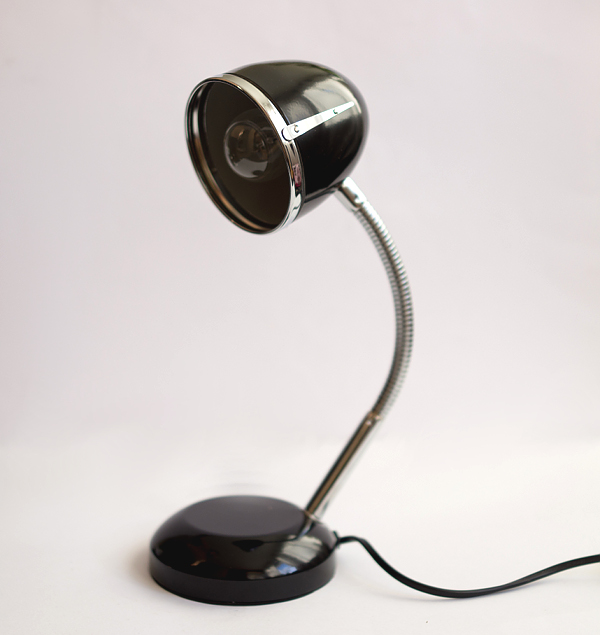 Tischlampe Colombus - Metall-Lampe im Stil der 50er