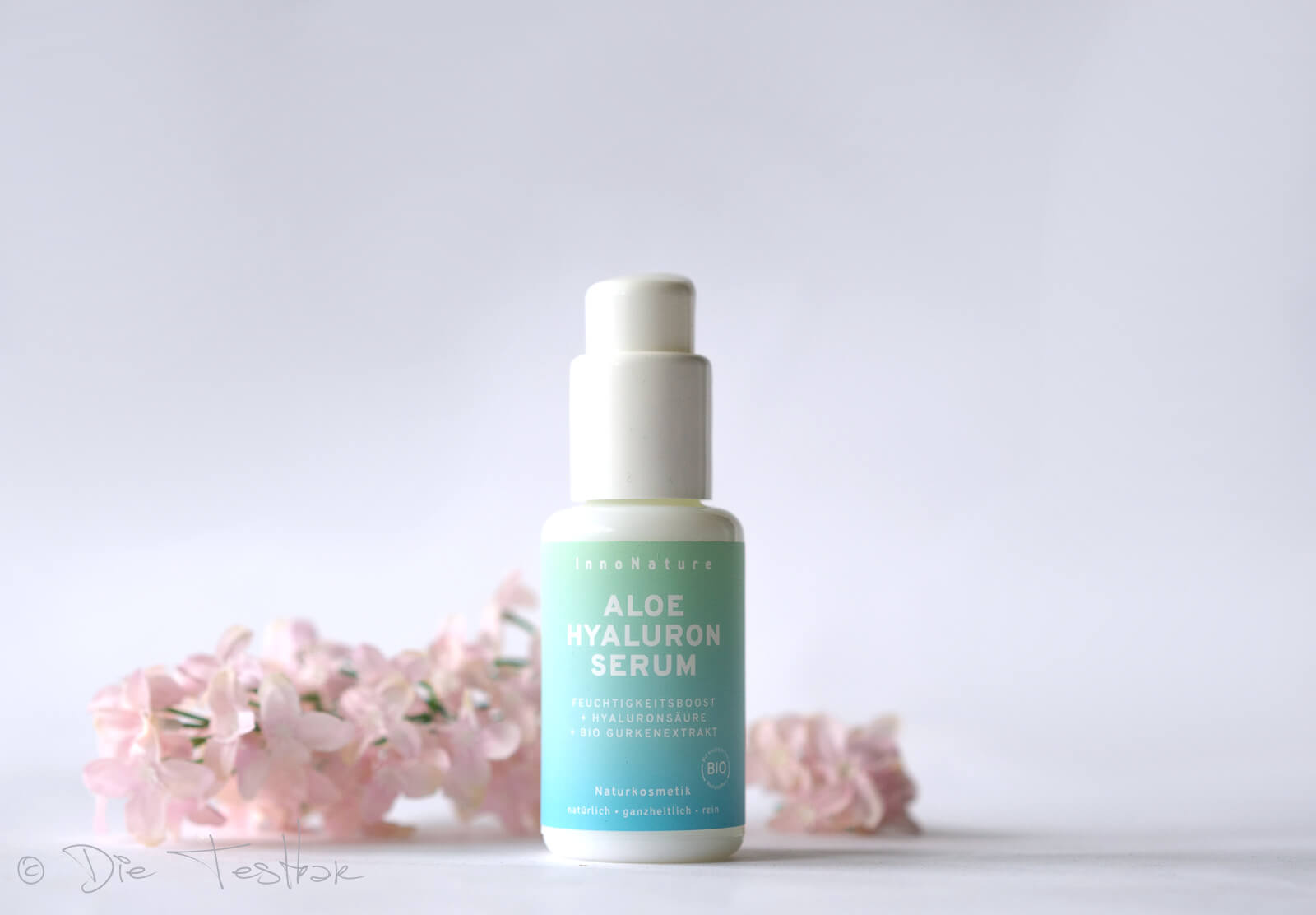 Aloe Hyaluron Serum: Feuchtigkeitsboost von InnoNature