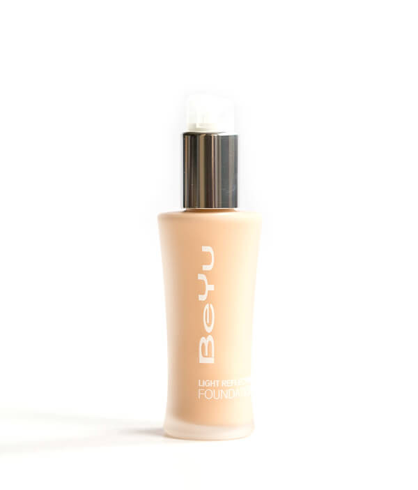 LIGHT REFLECTING FOUNDATION von BeYu