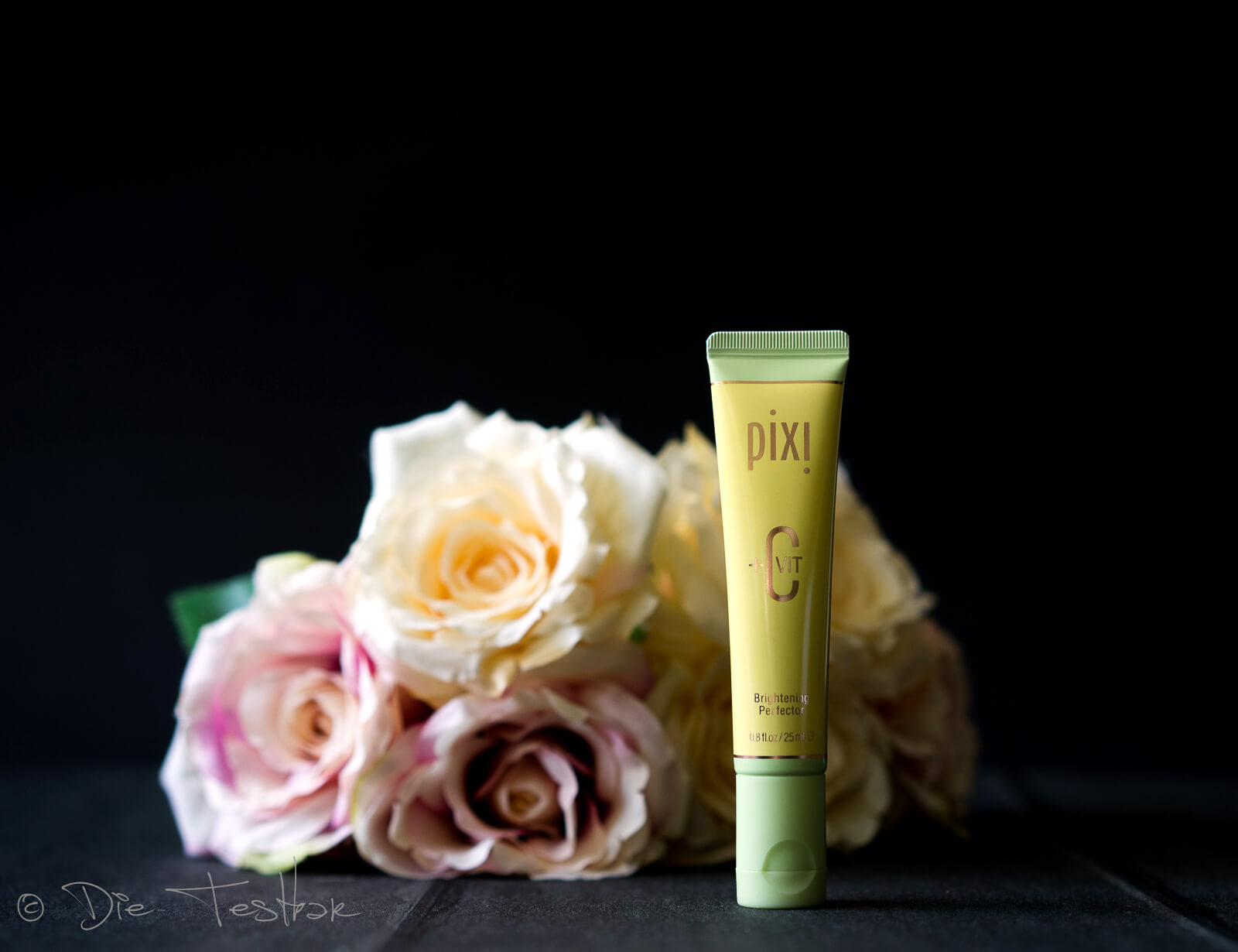 Vitamin C - Brightening Perfector Gesichtspflege von Pixi