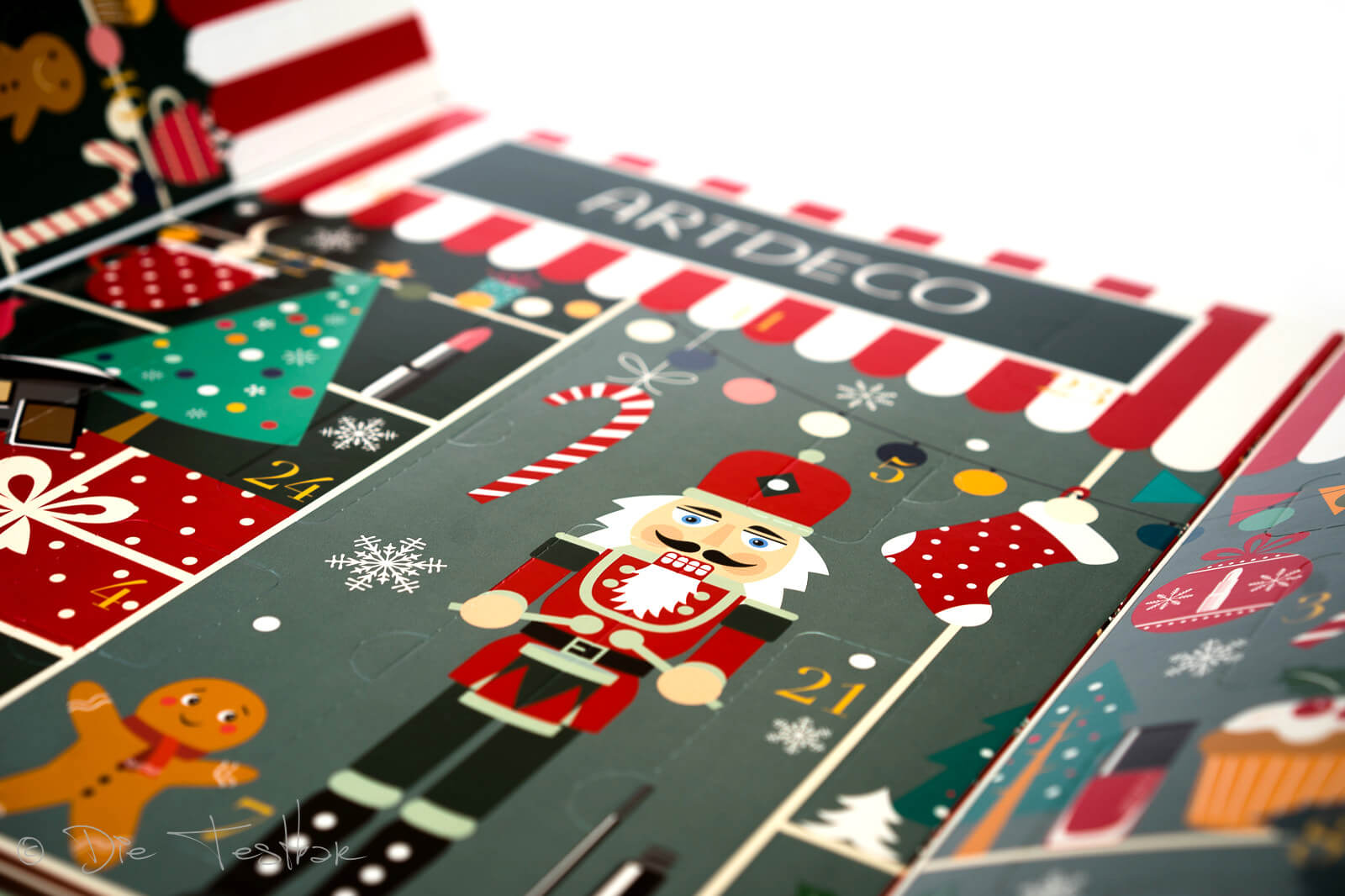 Gewinnspiel beendet - 2 x 1 Limitierter Beauty Adventskalender 2024 von Artdeco zu gewinnen 9