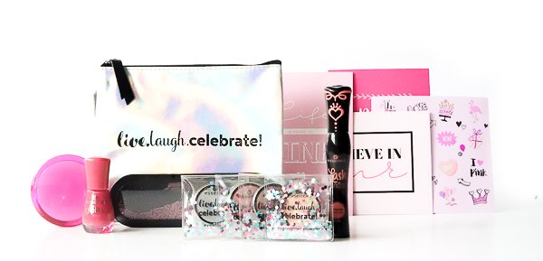 Pink Box im April 2017 - Celebrate Together by Joy