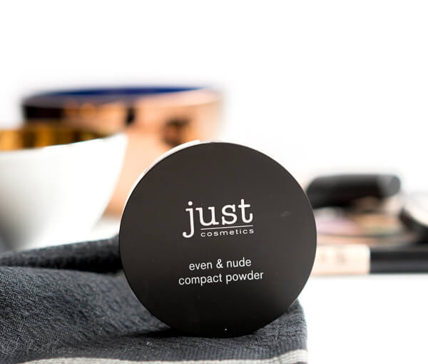 EVEN & NUDE COMPACT POWDER von Just Cosmetics