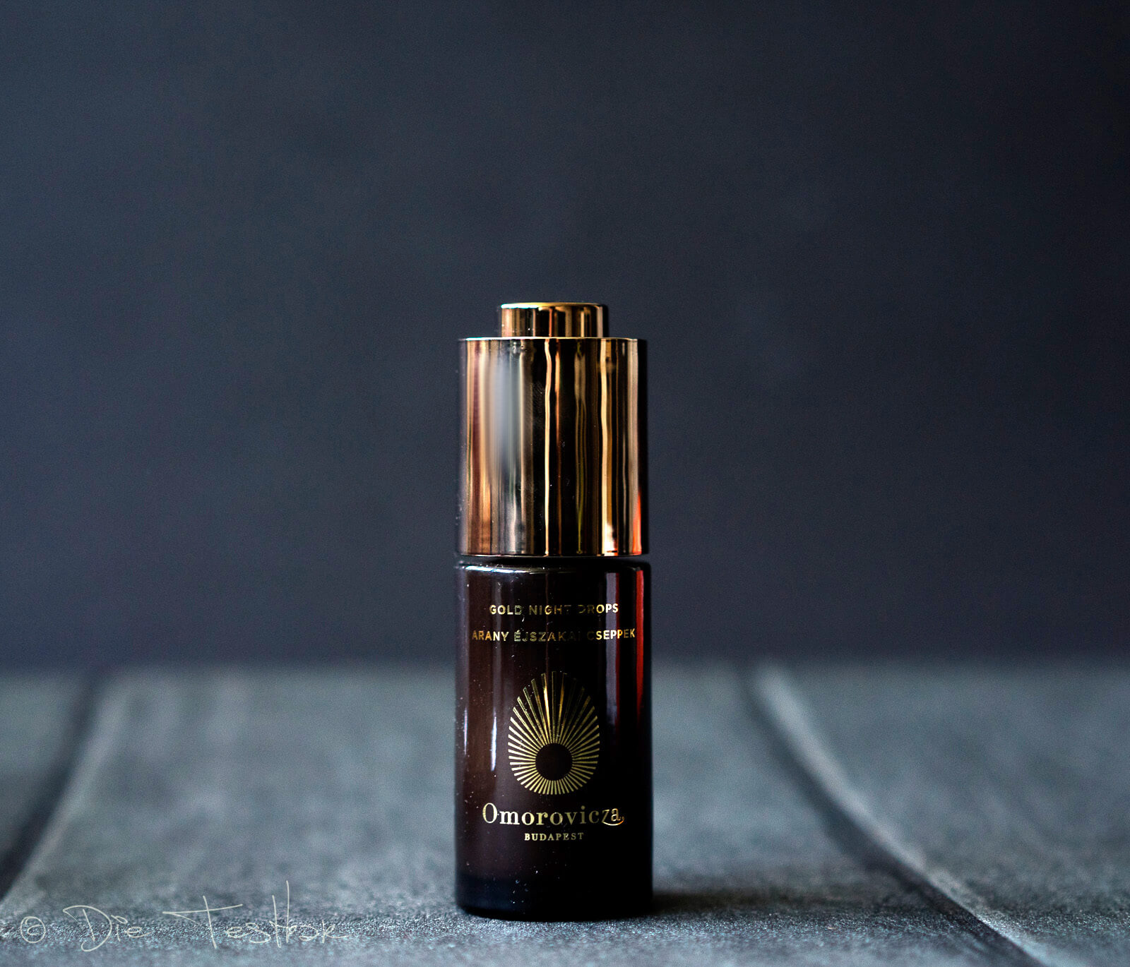 Gold Night Drops - Overnight-Serum von Omorovicza