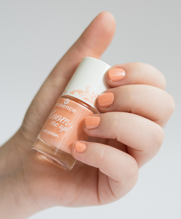 Essence - Bloom Me Up Limited Edition -   bloom me up! - nail polish