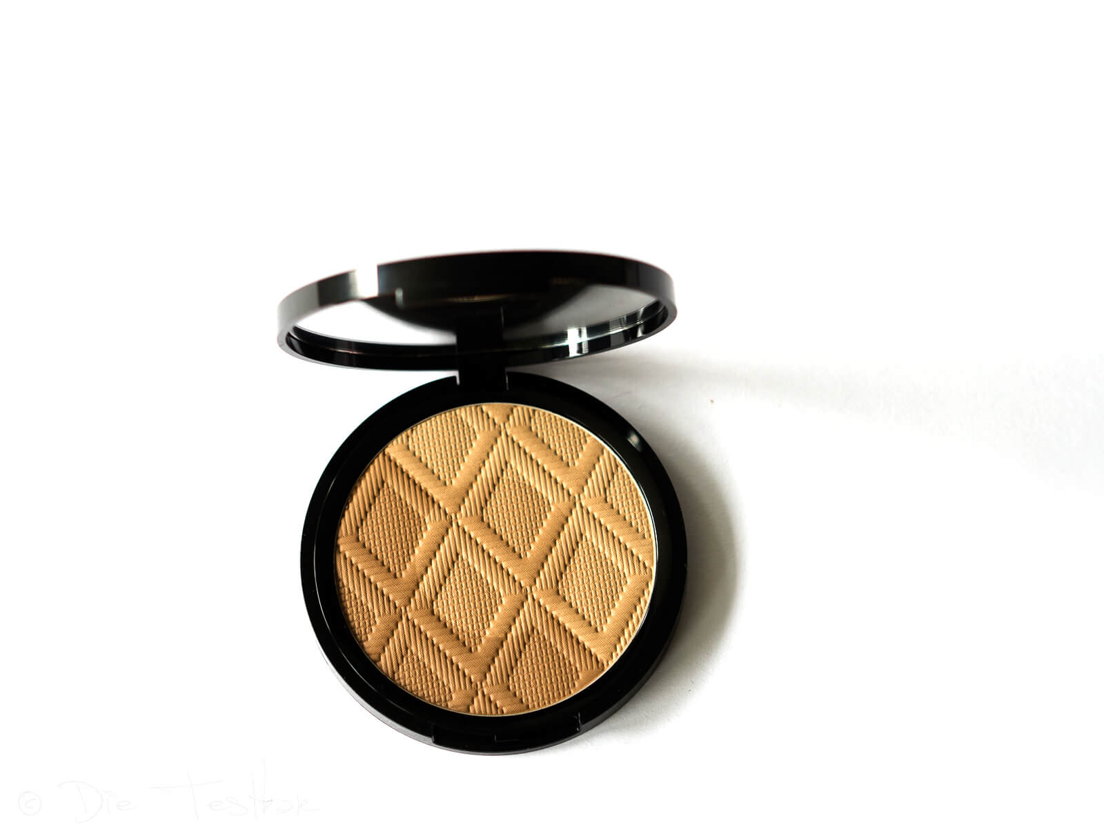 All Seasons Bronzing Powder von Artdeco 