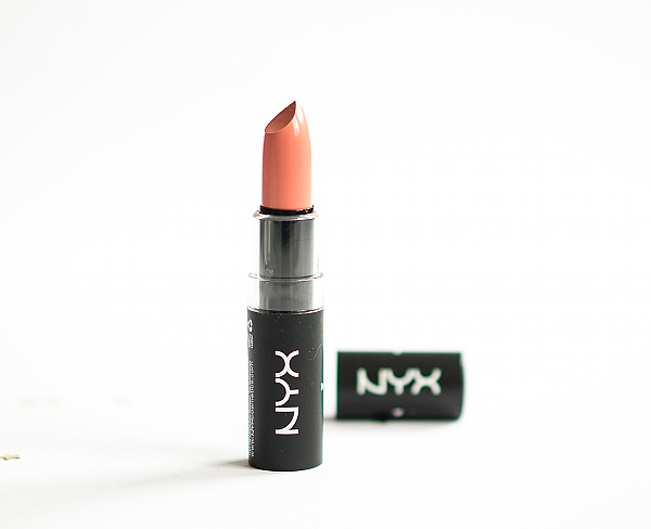 Matte Lipstick "Nude"