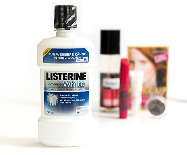 LISTERINE® ADVANCED WHITE