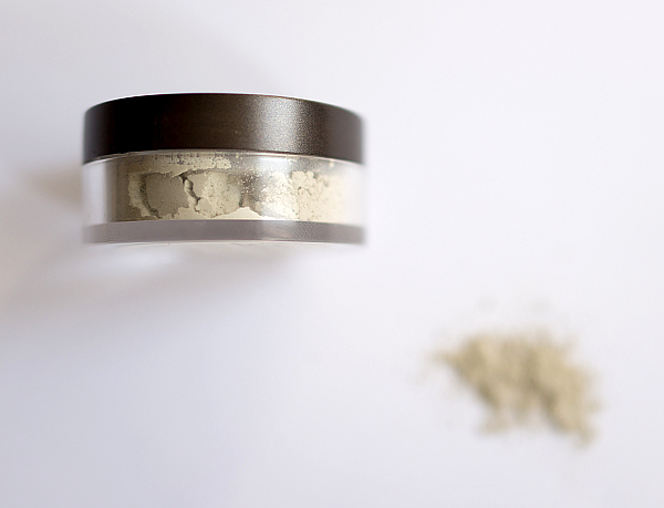 Alima Pure - Mineral Make-up - Foundation und Balancing Powder