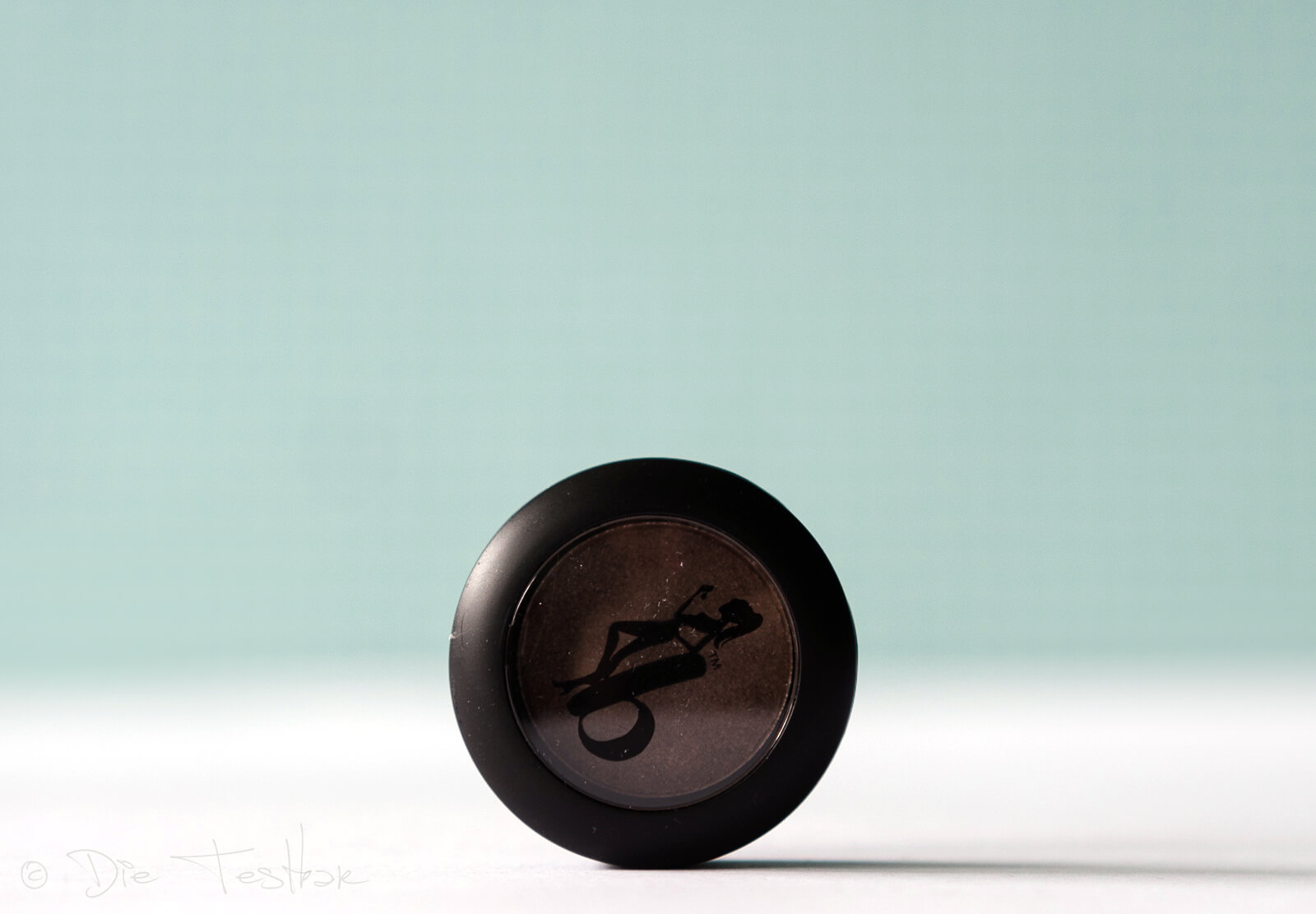BOMBSHELL - SINGLE EYESHADOW