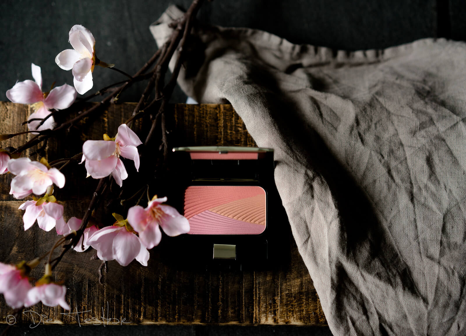 ROSY SHINE BLUSHER