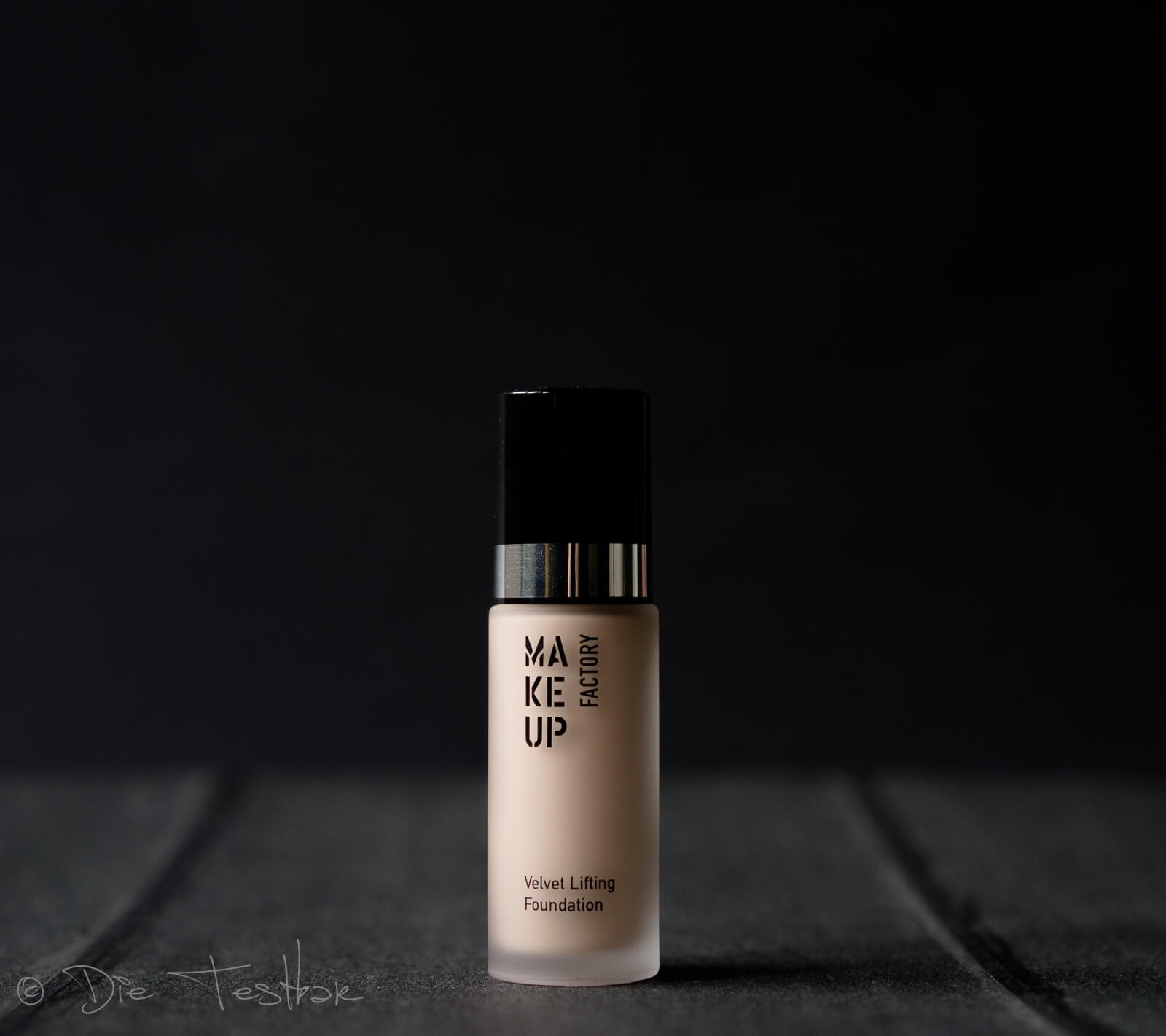 Velvet Lifting Foundation