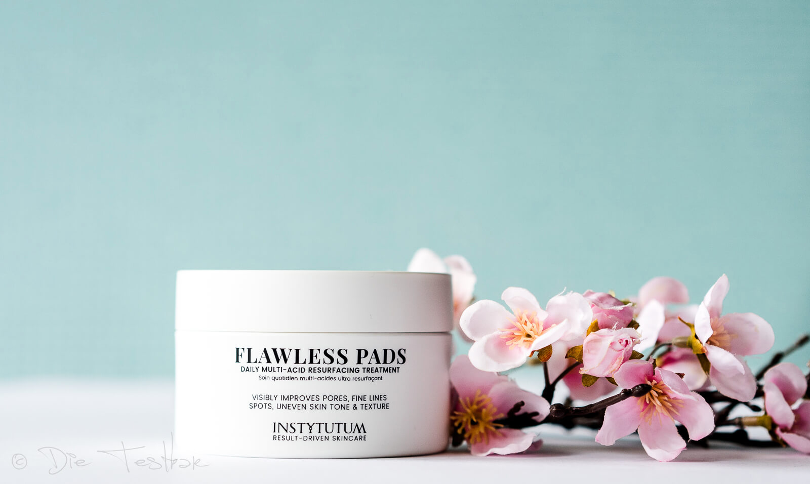 Flawless Pads von INSTYTUTUM - Mit AHA’s und BHA’s für strahlende und ebenmäßige Haut