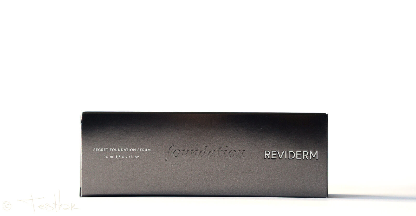 Secret Foundation von Reviderm