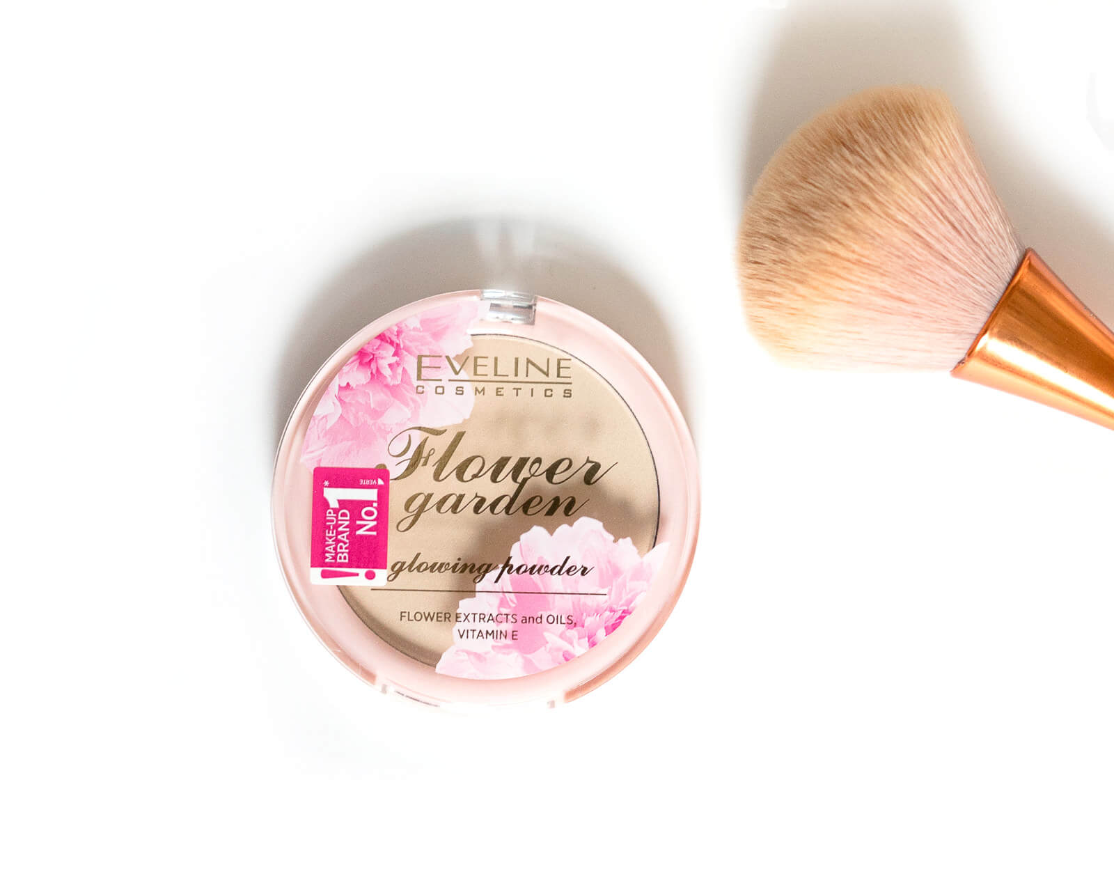 FLOWER GARDEN - Gepresster Leuchtpuder von Eveline Cosmetics 4
