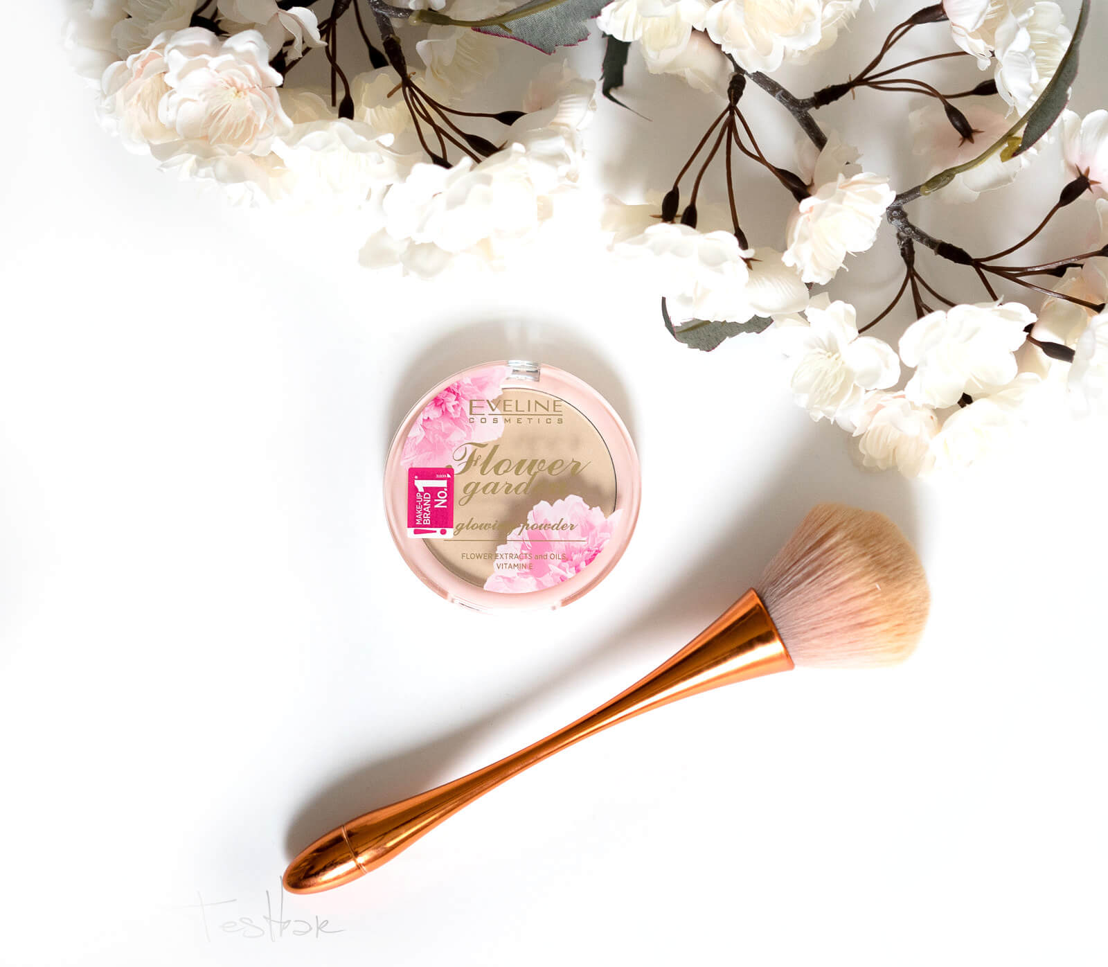 FLOWER GARDEN - Gepresster Leuchtpuder von Eveline Cosmetics 5