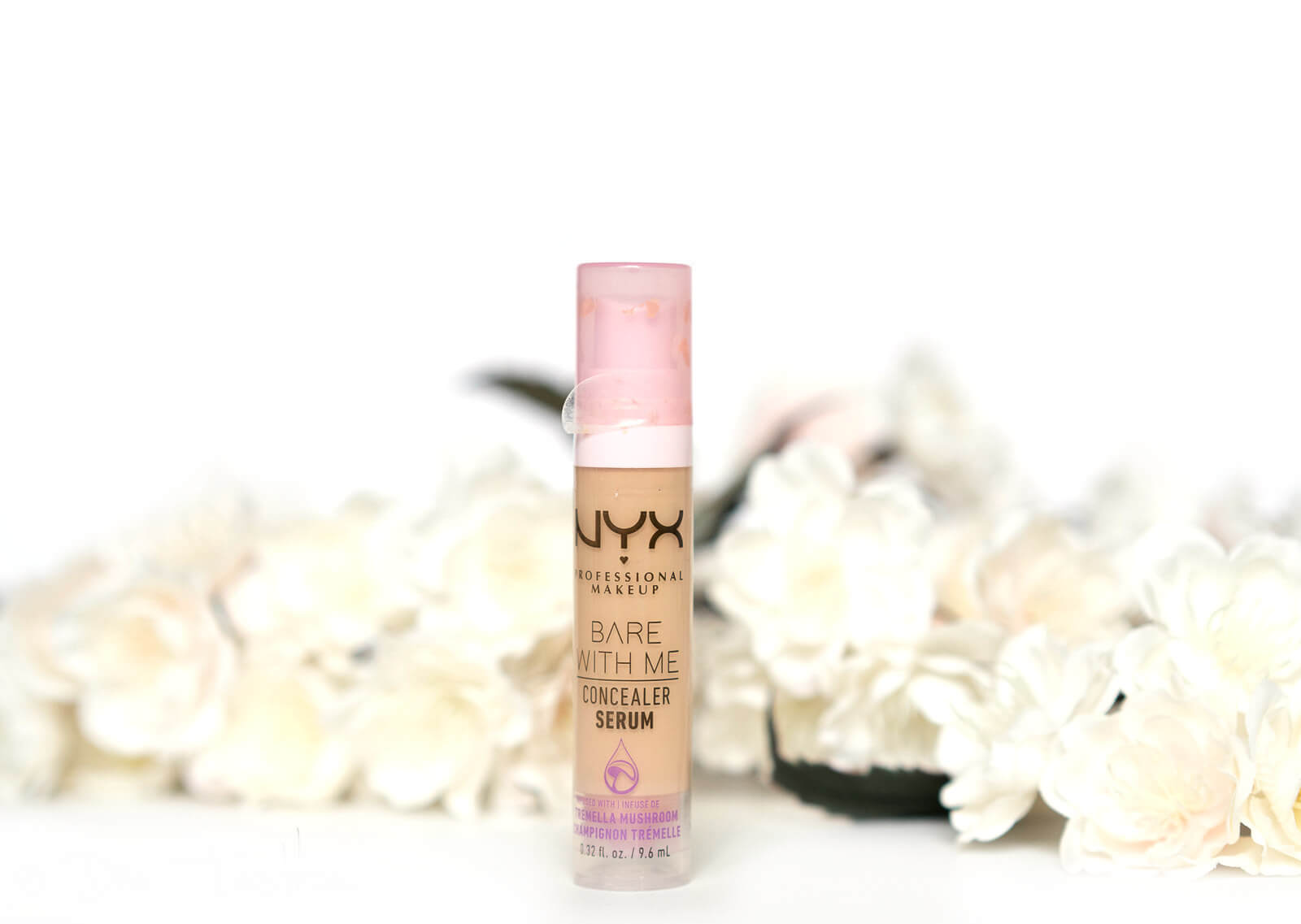 Bare With Me Concealer Serum von NYX 1