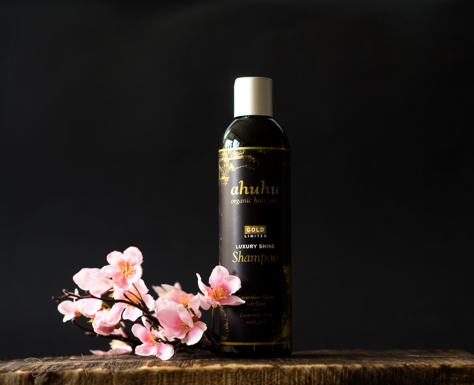 AHUHU GOLD LIMITED LUXURY SHINE Shampoo