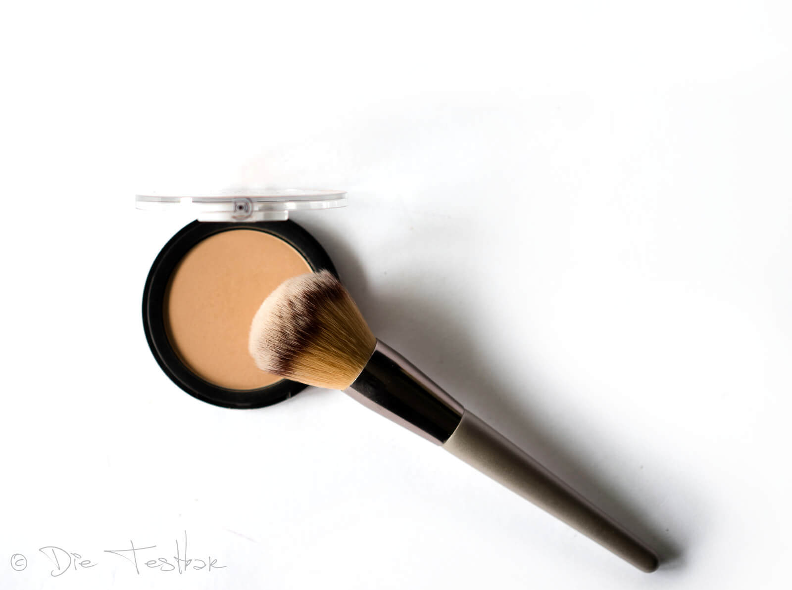 Review - Maybelline New York City Bronzer 2