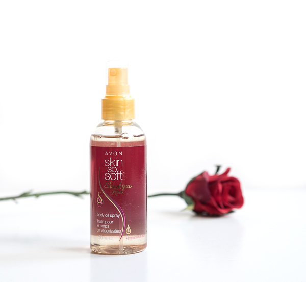 AVON skin so soft Skindisiac Red Körperöl-Spray mit Passionsfruchtöl