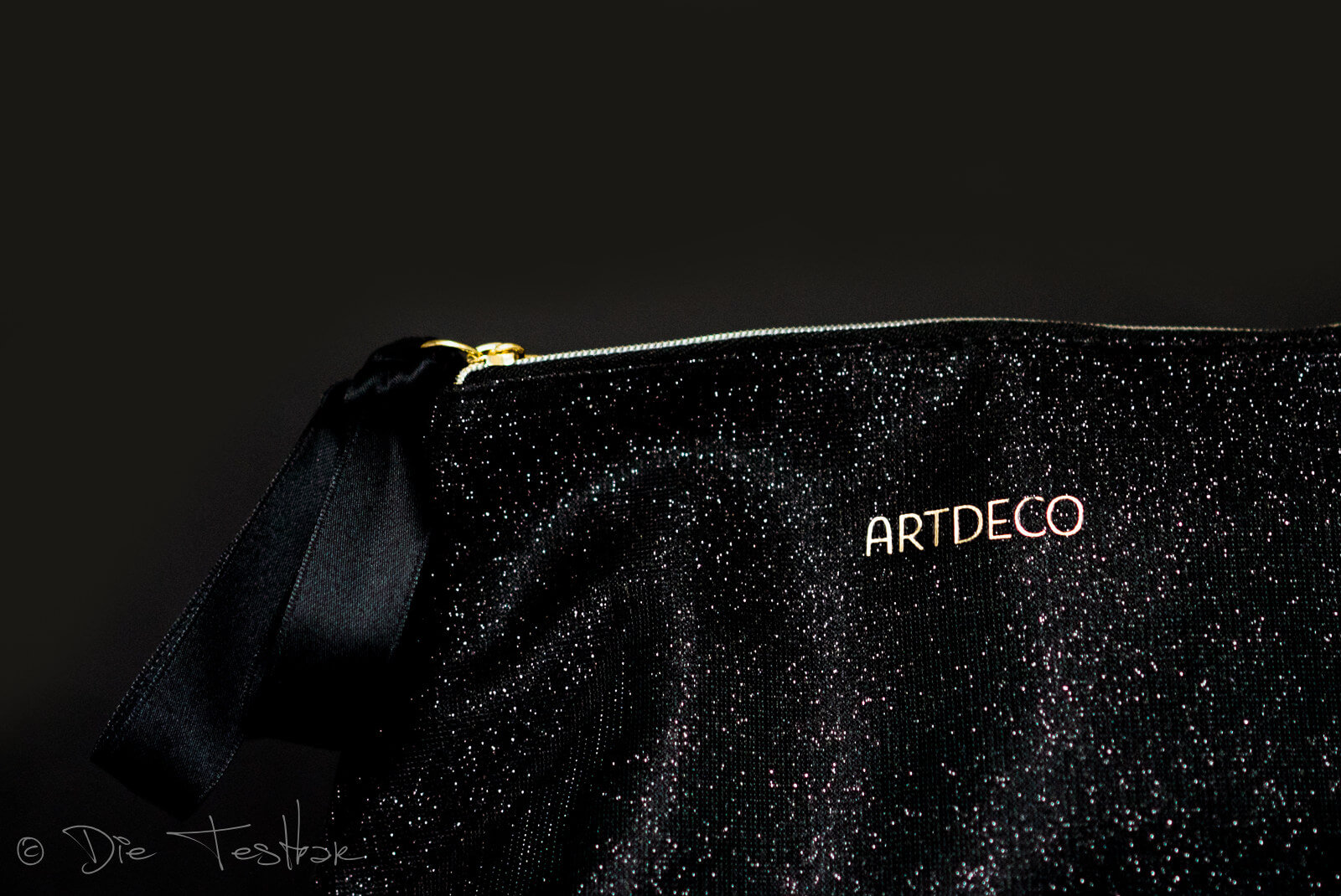 Dress up in silver and gold - Glamour-Kollektion von Artdeco 127