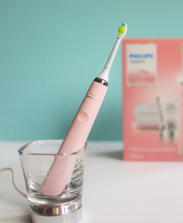 Philips - Elektrische Schallzahnbürste - SONICARE - PINK EDITION im Test