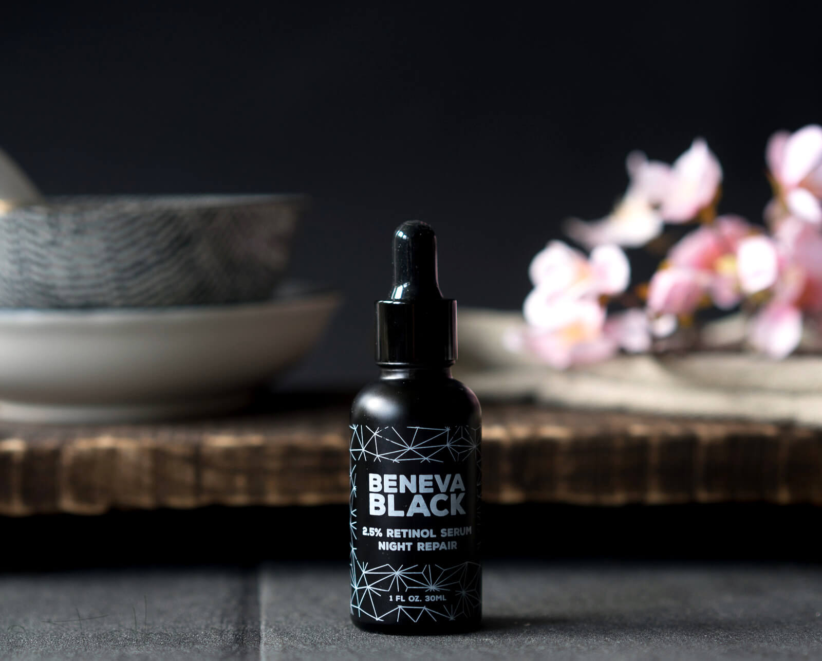 Night Care - Nachtpflege - Beneva Black Retinol Serum
