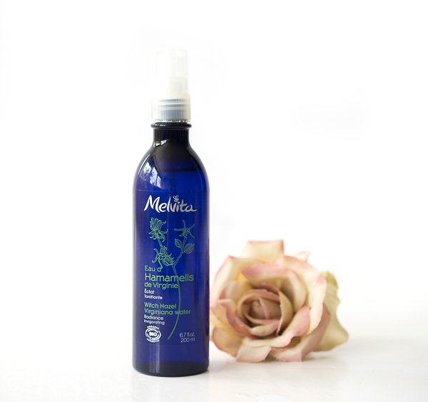  Naturkosmetik - Hamamelisblütenwasser für eine frische Ausstrahlung von Melvita